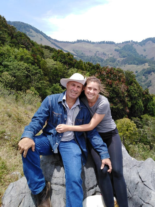 Cafe Directo Coffee Farm. Father Daughter team